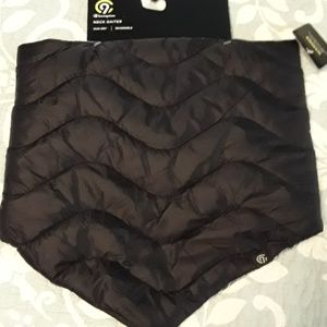 NWT  neck gaiter quilted unisex